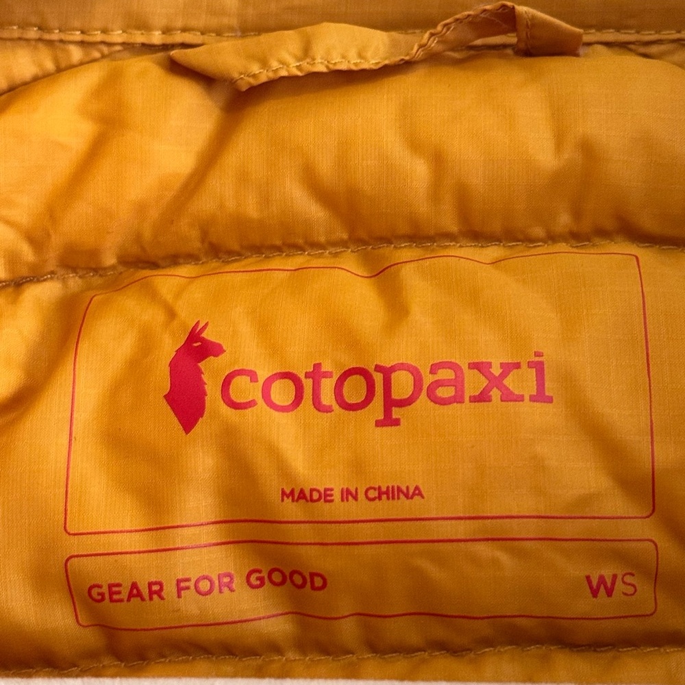 Cotopaxi women’s vest - Picture 5 of 5